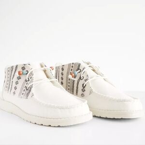 HEYDUDE Wendy Mid Boho Mix Shoe
